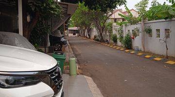 Gambar 1 Dijual Rumah 2 Lantai Cluster Navara Di Modernland Furnished