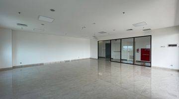 Gambar 2 Brand New Exclusive Office Space Promo Free Maintenance Fee