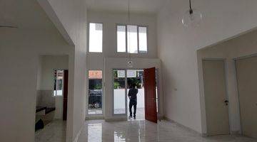 Gambar 3 Rumah 2 Lantai Shm Timur Brand New Siap Huni