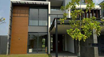 Gambar 1 Rumah Mewah Hook Favorite Brandnew 3lt di Lyndon Navapark Bsd