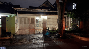 Gambar 1 Rumah Tua di Griya Loka Bsd Serpong Tangerang SHM