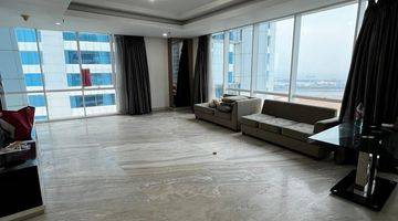 Gambar 1 Apartemen Regatta 3+1 BR Tower Dubai View Pool & Laut