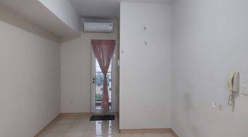 Gambar 3 Disewakan Murah Apartemen Springlake Summarecon Bekasi 2BR