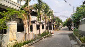 Gambar 5 Rumah mewah 2lantai jalan kelapa puyuh raya 