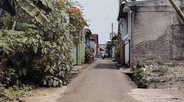 Gambar 3 Rumah Tua Hitung Tanah di Dalam Perumahan Suradita