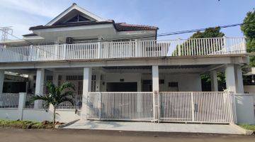 Gambar 1 Rumah 2 Lantai Hoek Sudah Renov Bintaro Sektor 9