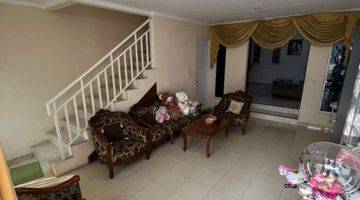 Gambar 4 HADAP TIMUR LAUT, RUMAH 8X20M 2LT METLAND PURI TANGERANG