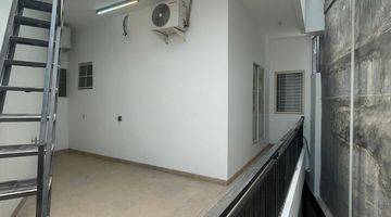 Gambar 3 Rumah Grisenda L.t 126 M Semi Furnished Hadap Selatan Termurah Cantik