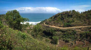 Gambar 1 Tanah Pantai Gunung Kidul Istimewa