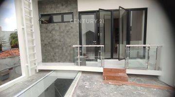 Gambar 5 Rumah 2 Lantai Brand New Siap Huni Sunrise Garden Jakarta Barat