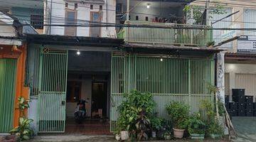 Gambar 1 Rumah Besar 5 Kamar Di Taman Malaka Jakarta Timur