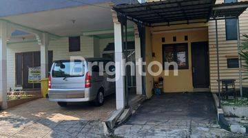 Gambar 2 Rumah 2.5 Lantai dekat Toll Cakung