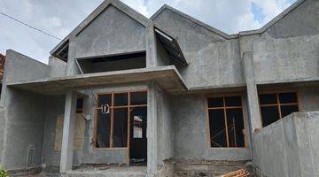 Gambar 1 Rumah 1 Lantai Proses Finishing Di Kawasan Pemukiman Di Purwomartani Sleman Yogyakarta