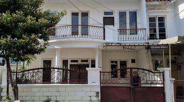 Gambar 2 Rumah Furnished 2.5 Lantai di Dharmahusada