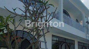 Gambar 2 Villa Baru 3 Br Gaya Mediterane Di Lokasi Super Premium  Canggu  Bali, Hanya 5 Menit Ke Finss Beach Club Dan Pantai Berawa