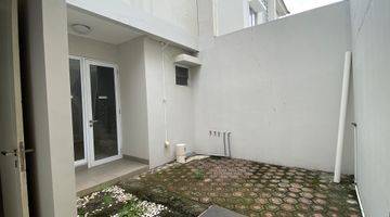 Gambar 5 Rumah Cluster Bluebell 3br 2mobil Unfurnished Kondisi Seperti Baru