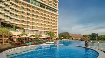 Gambar 2 Dijual Hotel Bintang 4 Di Kota Batam Include Clubhouse, Lapangan Golf 