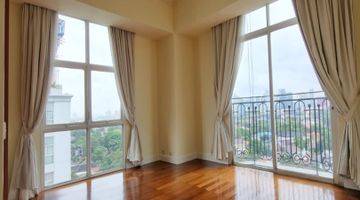 Gambar 4  Apartemen Duplex  3 Kamar Tidur Semi Furnished Di Menteng