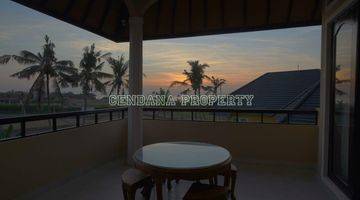 Gambar 5 Villa 3 Bedroom View Gunung Dan Pantai Pabean