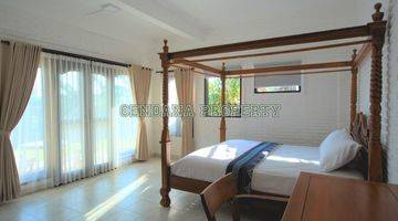 Gambar 4 Villa 3 Bedroom View Gunung Dan Pantai Pabean