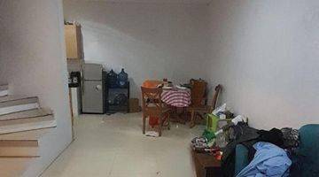 Gambar 5 Rumah Dijual Cepat Semifurnish Dekat Pintu Toll Limo Cinere