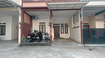 Gambar 1 Rumah Dijual Nempel Stasiun Sudimara 