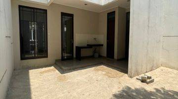 Gambar 3 JUAL CEPAT Rumah Siap Huni 8x18m² di Cluster Asia Green Lake City