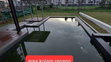 Gambar 1 FOR RENT Rumah 3 Lantai Siap Pakai di Cluster Mozart Golf Island