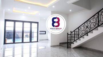 Gambar 2 Brand New House punya private pool di Bintaro Jakarta Selatan 