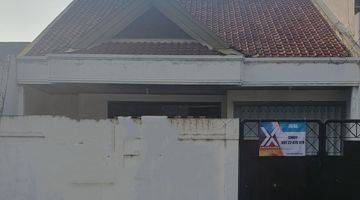 Gambar 1 Rumah tengah kota di CILOSARI