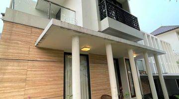 Gambar 1 Rumah Hoek Private Pool Cluster Prime Bintaro Jaya Sektor  7 Strategis