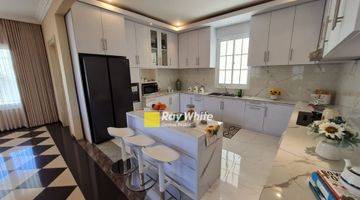 Gambar 2 Rumah Lux American Classic Full Furnished di Setiabudi Bandung