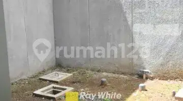 Gambar 2  Ruko Rendeng di Kota Baru Parahyangan