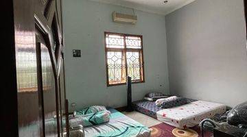 Gambar 3 Rumah Halaman Luas 2 Lantai Butuh Renovasi Semi Furnished di Cikini Bintaro 