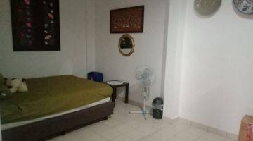 Gambar 5 Rumah 2,5 Lantai Furnished Kota Wisata Cibubur