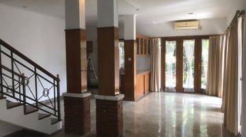 Gambar 1 Disewakan Exclusive House di Lebak Bulus