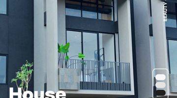 Gambar 1 Lebak Bulus Contemporary And Artful Townhouse For Sale 