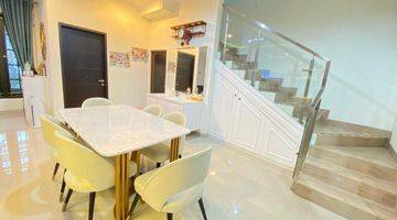 Gambar 4 Dijual Exclusive Townhouse Lebak Bulus Kolam Renang