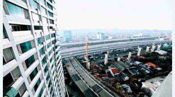 Gambar 3 Dijual Cepat & Murah - Apartement Baru 1 BR - Full Furnish - Grand Kamala Lagoon - Bekasi. 