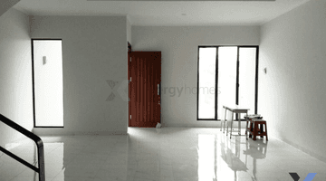 Gambar 1 Rumah Modern Minimalis 2 Lantai Tersedia 2 Unit di Batununggal Bandung