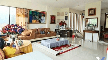 Gambar 1 Rumah 2 Lantai SHM Semi Furnished View Bagus Udara Sejuk Lokasi Strategis di Ciwaruga Bandung