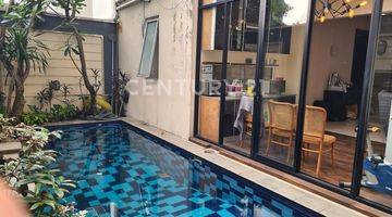 Gambar 3 Rumah Full Furnished Dengan Private Pool Dalam Komplek Di Pejaten