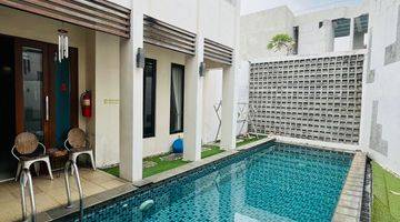 Gambar 5 Dijual Rumah Hook, Siap Huni, Terdapat Kolam Renang di Bintaro Sektor 7