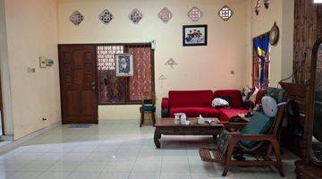 Gambar 3 Rumah Bagus 3 Lantai Semi Furnished di Jl Permana Bandung