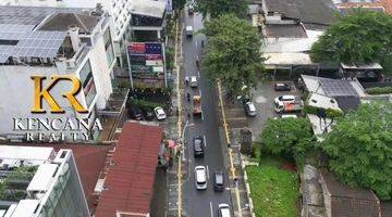 Gambar 5 Rumah Hiung Tanah di Kemang Jakarta Selatan