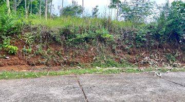 Gambar 1 Tanah View Hamparan Sawah 800 Juta Karangpandan 