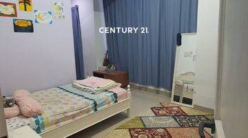 Gambar 2 Rumah Modern 2 Lantai Lingkugan Asri Pondok Kelapa