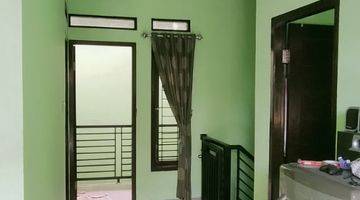 Gambar 3 Rumah Hook 2 Lantai Semi Furnished di Jagakarsa Jakarta Selatan