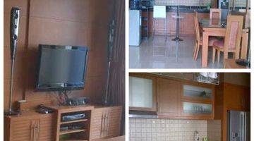 Gambar 1 Apartemen Hampton Park 4 Kamar Tidur Furnished