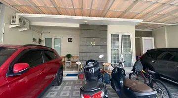 Gambar 2 Rumah 2 Lantai Bagus Furnished SHM di Jl. Perum Puri Kahyangan, Maguwoharjo, Sleman